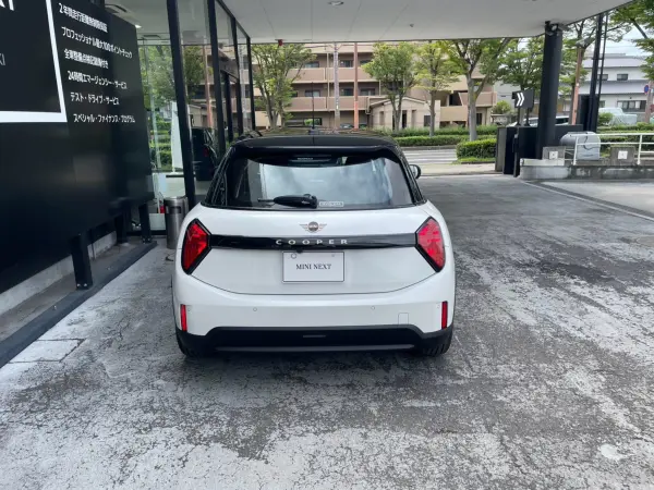 2025 Mini Cooper — photo 9 | Tuminion Kenya