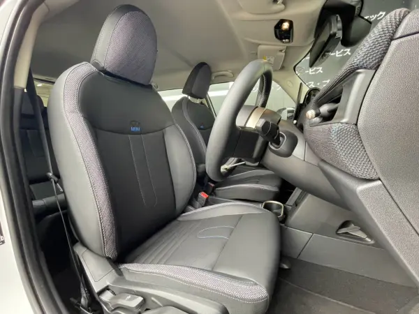 2025 Mini Cooper — photo 2 | Tuminion Kenya