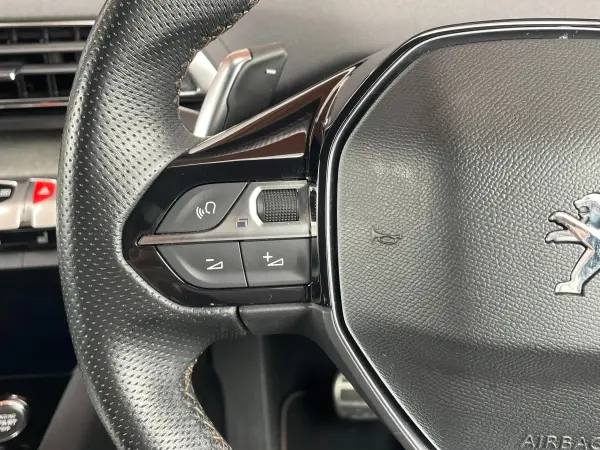 2023 Peugeot 3008 — photo 3 | Tuminion Kenya