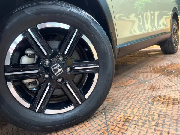 2022 Honda Vezel — photo 9 | Tuminion Kenya