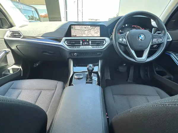 2019 Bmw 3 Series — photo 2 | Tuminion Kenya