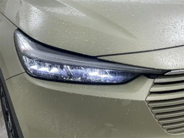 2023 Honda Vezel — photo 9 | Tuminion Kenya