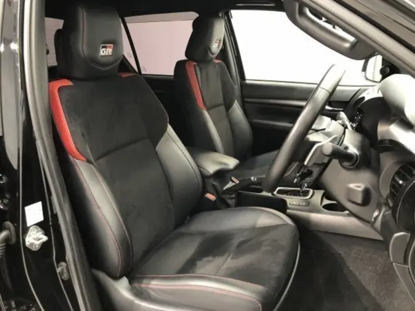 2023 Toyota Hilux — photo 7 | Tuminion Kenya