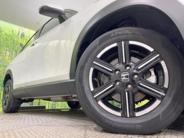 2022 Honda Vezel — photo 9 | Tuminion Kenya