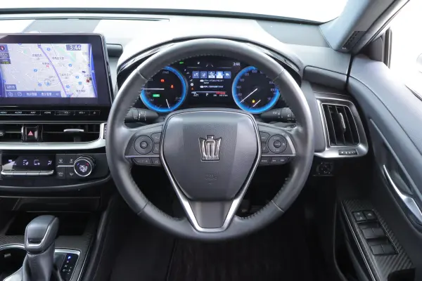 2021 Toyota Crown — photo 3 | Tuminion Kenya