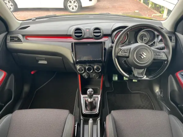 2021 Suzuki Swift — photo 2 | Tuminion Kenya