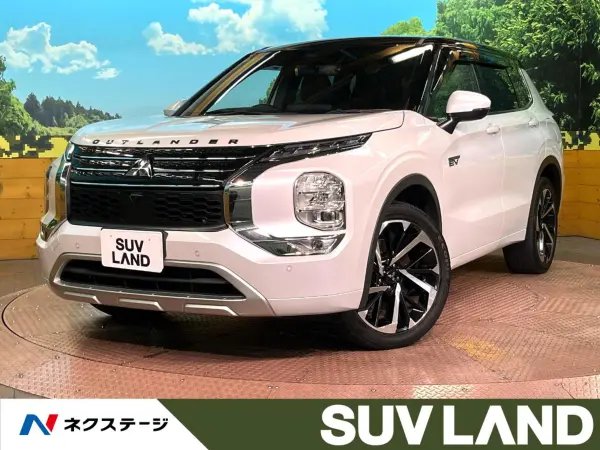 2022 Mitsubishi Outlander — photo 1