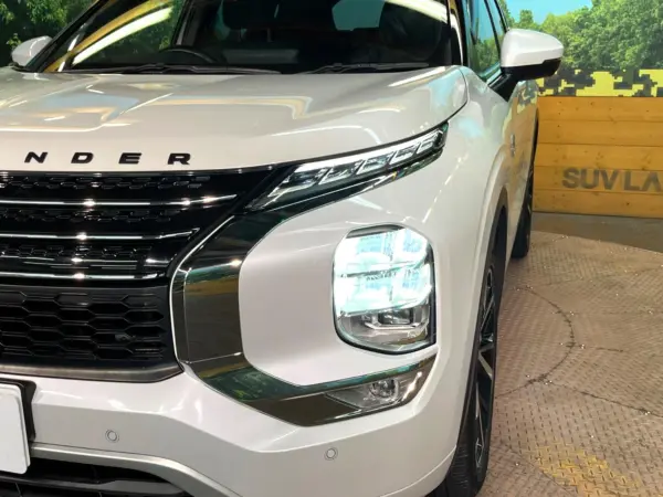 2022 Mitsubishi Outlander — photo 9 | Tuminion Kenya