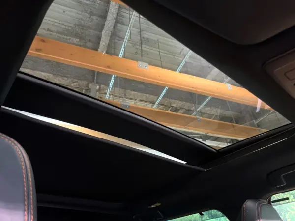 2022 Mitsubishi Outlander — photo 3 | Tuminion Kenya