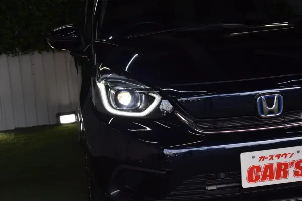 2022 Honda Fit — photo 3 | Tuminion Kenya