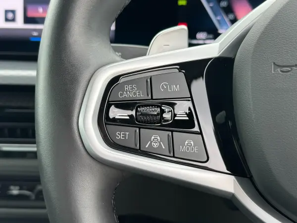 2024 Bmw 3 Series — photo 9 | Tuminion Kenya