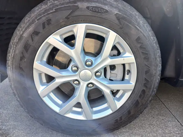 2024 Jeep Grand Cherokee — photo 7 | Tuminion Kenya
