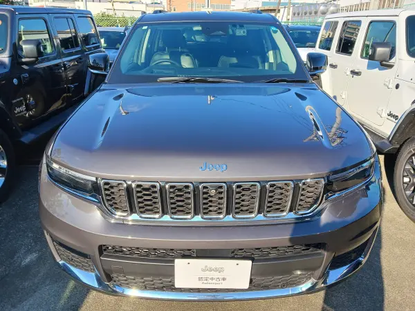 2024 Jeep Grand Cherokee — photo 9 | Tuminion Kenya