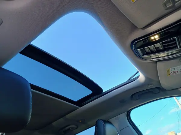 2024 Jeep Grand Cherokee — photo 3 | Tuminion Kenya