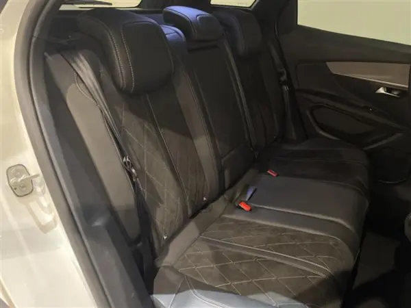 2019 Peugeot 3008 — photo 2 | Tuminion Kenya