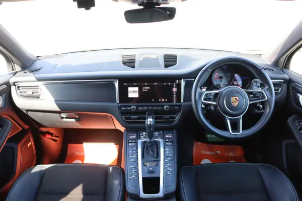 2021 Porsche Macan — photo 3 | Tuminion Kenya