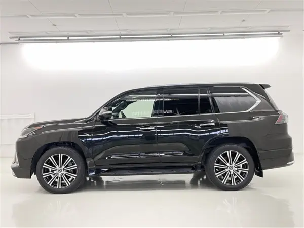 2019 Lexus Lx — photo 3 | Tuminion Kenya