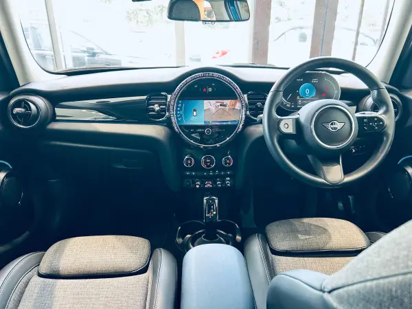 2024 Mini Cooper — photo 2 | Tuminion Kenya