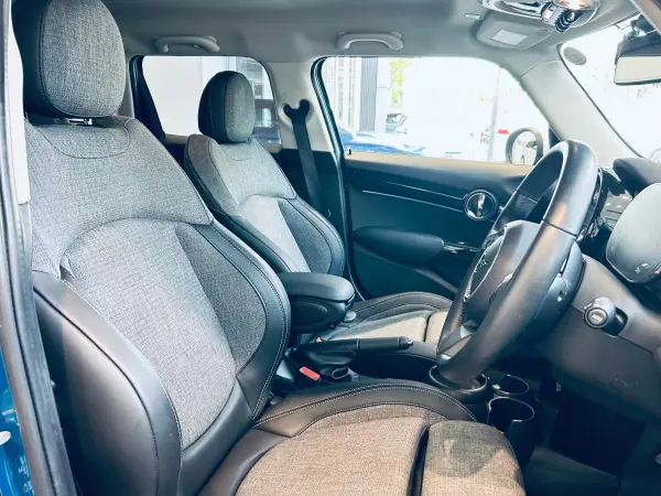 2024 Mini Cooper — photo 9 | Tuminion Kenya
