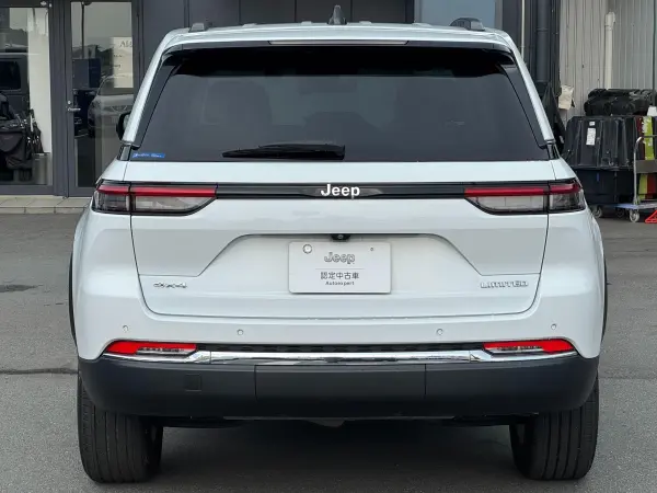 2024 Jeep Grand Cherokee — photo 7 | Tuminion Kenya