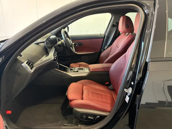 2023 Bmw 3 Series — photo 9 | Tuminion Kenya