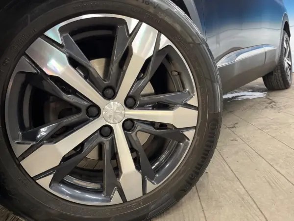2020 Peugeot 3008 — photo 9 | Tuminion Kenya