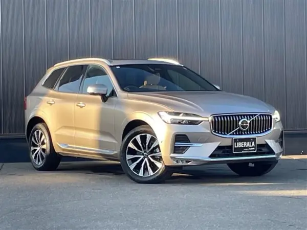 2022 Volvo Xc60 — photo 2 | Tuminion Kenya