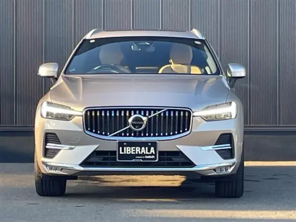 2022 Volvo Xc60 — photo 3 | Tuminion Kenya