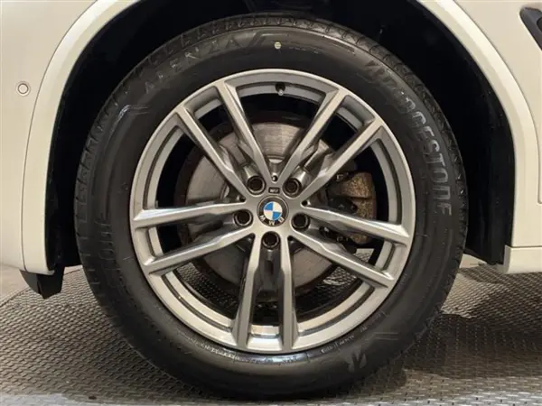 2019 Bmw X3 — photo 9 | Tuminion Kenya