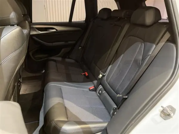 2019 Bmw X3 — photo 3 | Tuminion Kenya