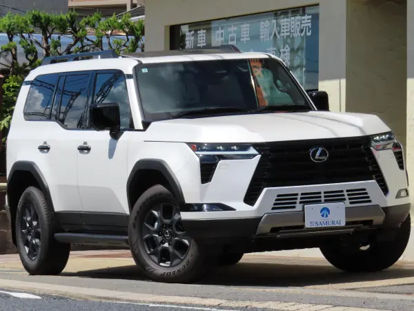 2025 Lexus Gx — photo 1