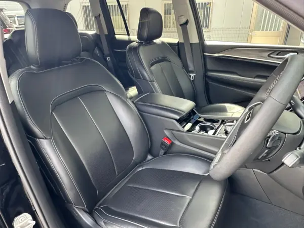 2023 Jeep Grand Cherokee — photo 7 | Tuminion Kenya