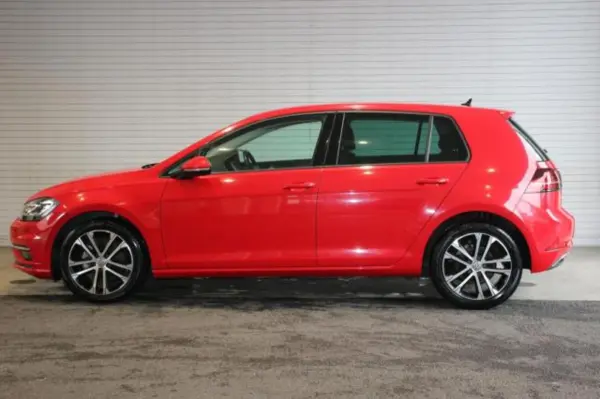 2020 Volkswagen Golf — photo 2 | Tuminion Kenya