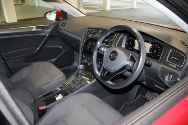 2020 Volkswagen Golf — photo 7 | Tuminion Kenya