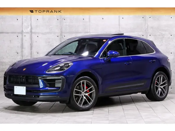 2023 Porsche Macan — photo 1