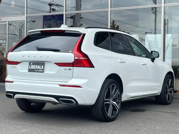 2021 Volvo Xc60 — photo 3 | Tuminion Kenya