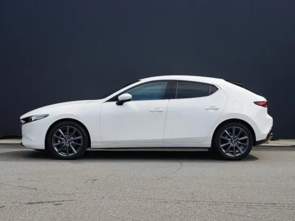 2025 Mazda 3 Fastback — photo 3 | Tuminion Kenya