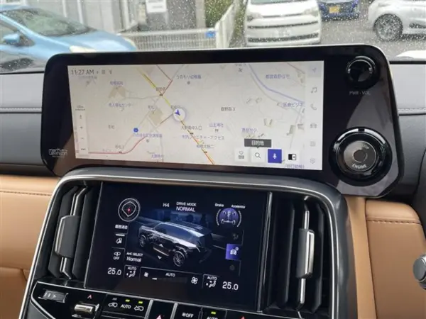 2023 Lexus Lx — photo 9 | Tuminion Kenya