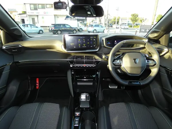 2025 Peugeot 208 — photo 3 | Tuminion Kenya