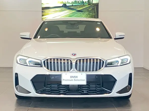2023 Bmw 3 Series — photo 8 | Tuminion Kenya