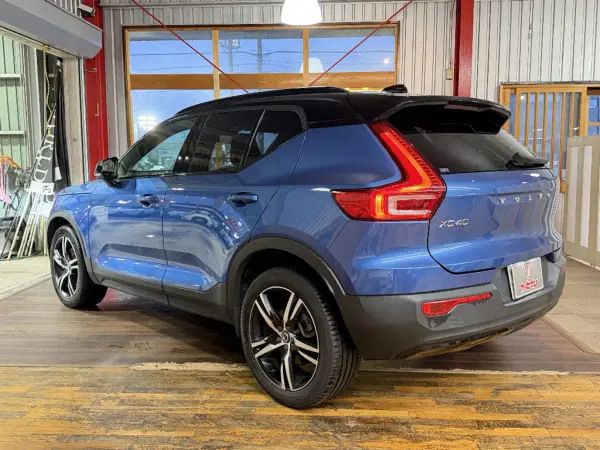 2021 Volvo Xc40 — photo 2 | Tuminion Kenya
