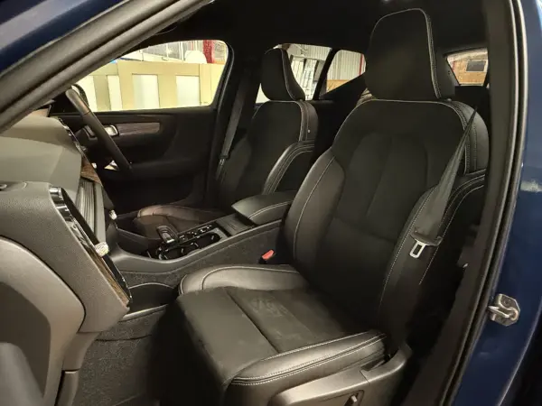 2021 Volvo Xc40 — photo 8 | Tuminion Kenya