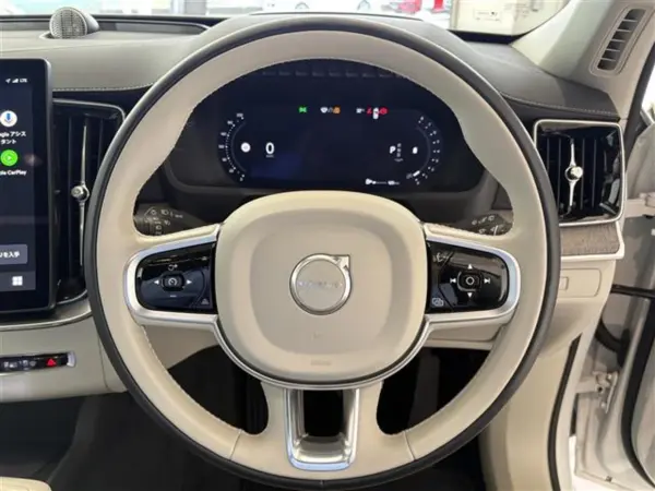 2025 Volvo Xc90 — photo 7 | Tuminion Kenya