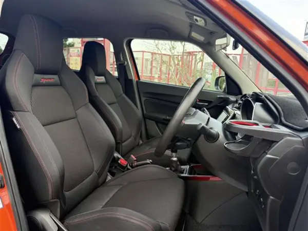 2023 Suzuki Swift — photo 2 | Tuminion Kenya