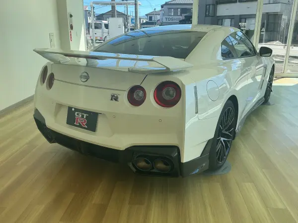 2026 Nissan Gt-r — photo 2 | Tuminion Kenya