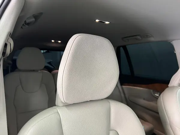 2022 Volvo Xc90 — photo 7 | Tuminion Kenya