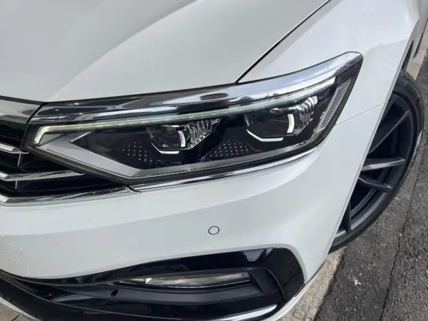 2021 Volkswagen Passat — photo 8 | Tuminion Kenya