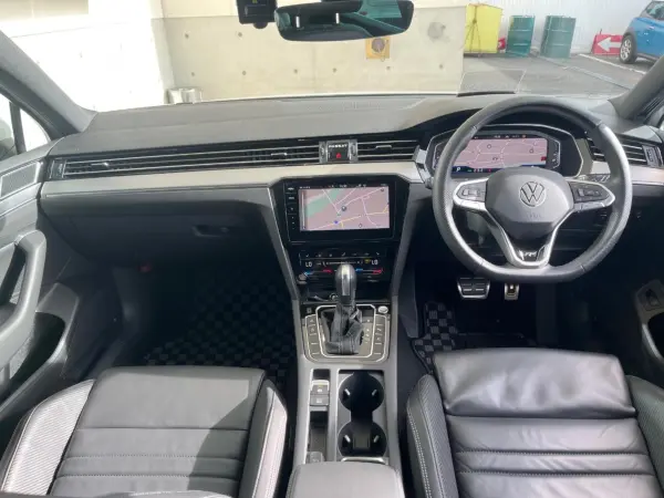 2021 Volkswagen Passat — photo 2 | Tuminion Kenya