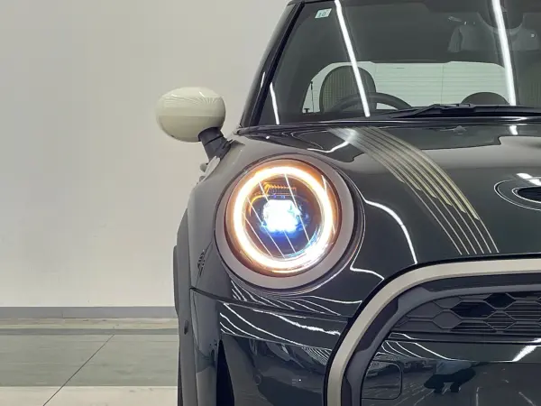 2023 Mini Cooper — photo 9 | Tuminion Kenya
