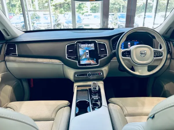 2023 Volvo Xc90 — photo 2 | Tuminion Kenya